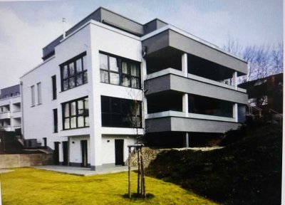 Exklusive Maisonette Wohnung mit traumhafter Aussicht und eigenen Gartenanteil
