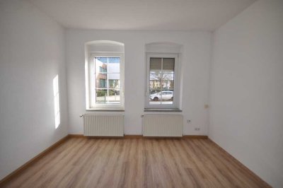 Geräumige 2-Zimmerwohnung im Ergeschoss in zentraler Lage zu vermieten