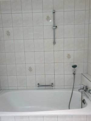 ***** Sonnen-Terrasse mit 2 Zimmern und grünem Ausblick****