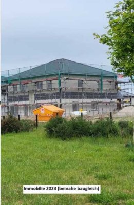 Familienfreundliches Wohnen vor den Toren Berlins - Neues Doppelhaus mit Garten im Rosseau-Park