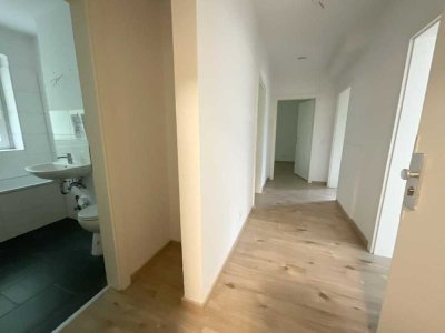 Renovierte 3-Zimmer-Wohnung mit Balkon in Aurich-Sandhorst!