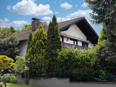 Provisionsfrei - großzügiges 1-2 Familienhaus in begehrter Lage, vor den Toren Frankfurt, Taunus
