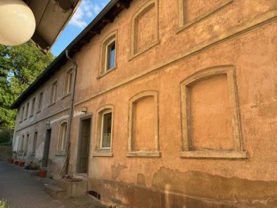 Schöne kleine Zweizimmerwohnung mit Wohnküche in sehr guter Lage