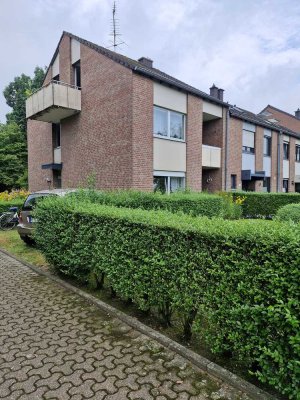 Gute, ruhige Lage, in gepflegtem Haus, 2 ZKDB Loggia