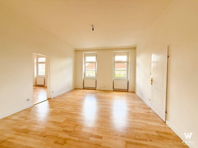 Erstbezug nach Sanierung! Wunderschöner großzügiger Altbau mit Lift – 4-Zimmer-Wohnung im klassischen Wiener Stil mit Stadt- &amp; Grünblick
