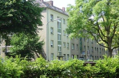 SINGLES AUFGEPASST - APPARTEMENT IN RUHIGER CITY-NÄHE !!!