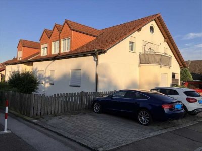 Lichtdurchflutete Dachgeschosswohnung in ruhiger Lage