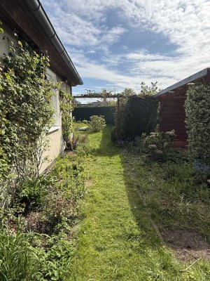 * NEU * 3-Raum-Wohnung mit tollem Garten