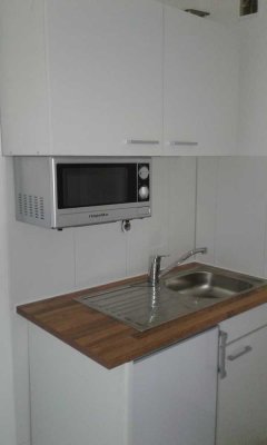 Möbilierte, sanierte 1-Zimmer-Wohnung mit Einbauküche in Heimsheim