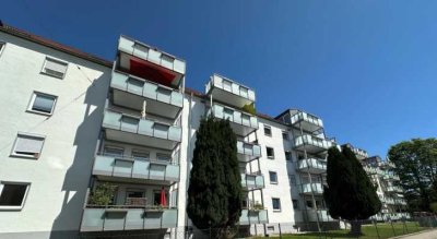 Vorankündigung - Stilvolle 4-Zimmer-Wohnung mit Balkon in Augsburg