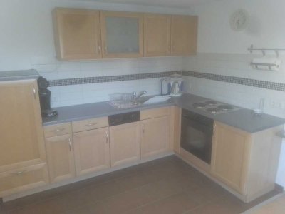 Freundliche 2-Zimmer-DG-Wohnung mit gehobener Innenausstattung in Plankstadt