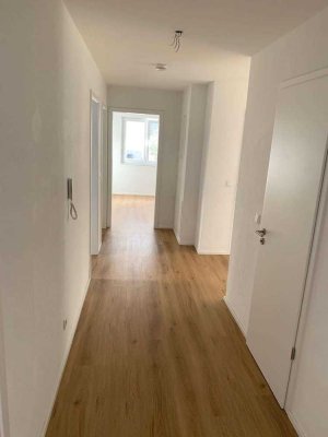 Barrierefreie moderne 4-ZKB Wohnung