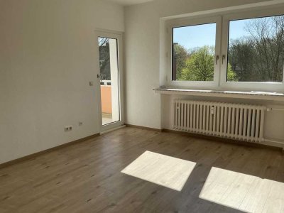 Tageslichtbad und Balkon in Gelsenkirchen Hassel