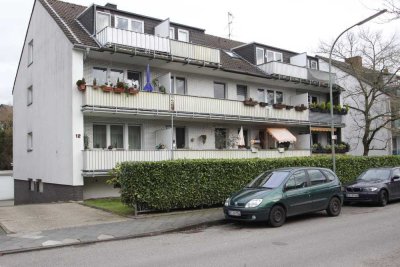 2,5 Zi. Dachgeschoss-Wohnung mit Balkon