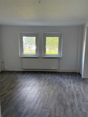 Geräumige 2-Raum-Wohnung mit Balkon