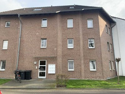 Gepflegte und helle Maisonette-Dachgeschosswohnung in Stadtnähe