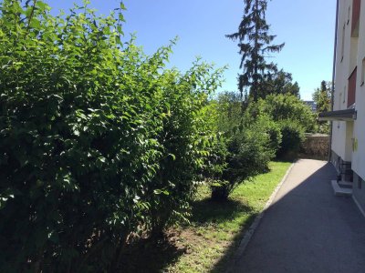 Kerensstraße! – Sehr schöne, helle 3-Zimmer-Wohnung