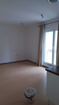 1-Zimmer-Wohnung mit EBK in Idsteins Bestlage am Park.