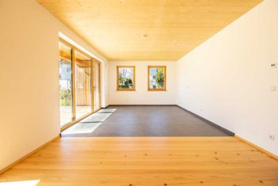 Erstbezug! Hochwertige Gartenwohnung mit ca. 90 m² Gartenanteil in ruhiger Lage