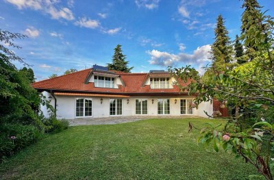 Wow - Großes Domizil mit schönem Garten und einer tollen Seesicht
