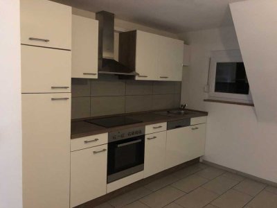 Moderne 3,5-Zimmer-Dachgeschosswohnung mit großer Dachterrasse in Top-Lage von Heilbronn (74074)