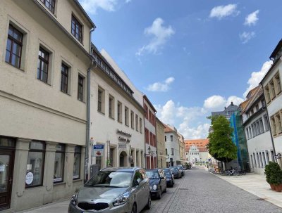 *Altstadt*zwei prachtvolle Räume*Wohnküche*Holzdielung*