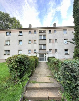 Frisch renovierte 5-Zi.-Whg. mit neuem Tageslichtbad und Balkon
