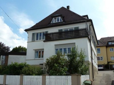 Sonnige, stilvolle 4-Zimmer Wohnung (110qm) in ruhiger Lage - Blick ins Grüne