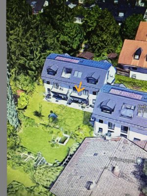 Neuwertige helle 2-Zimmer-Wohnung + Wohnküche und Südbalkon mit Blick ins Grüne in Aubing, München