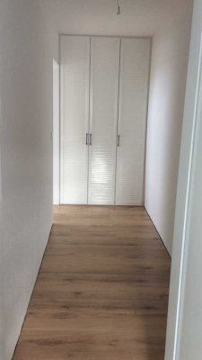 Dachgeschosswohnung-Loft, Seeheim-Jugenheim