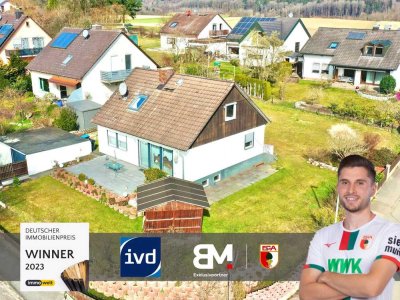 Einzigartiges freistehendes Einfamilienhaus mit 788 m² Grund in Neusäß nahe Uniklinikum