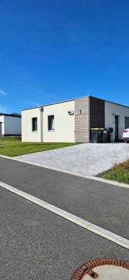 Modernes Einfamilienhaus mit tollem Garten in Hof