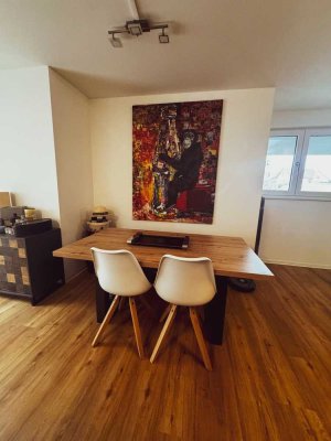 Von Privat- möbelierte 3 Zimmer Wohnung mit Balkon und Garage in Bellheim