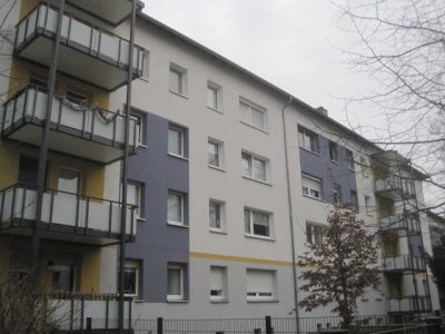 Grüne aufgelockerte Stadtlage: Sanierte/Renovierte 1-Zimmer-Wohnung