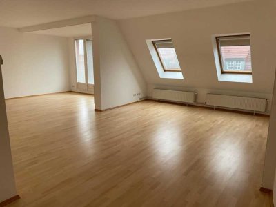 Exklusives Penthouse mit 2,5 Zimmern in Berlin-Schöneberg