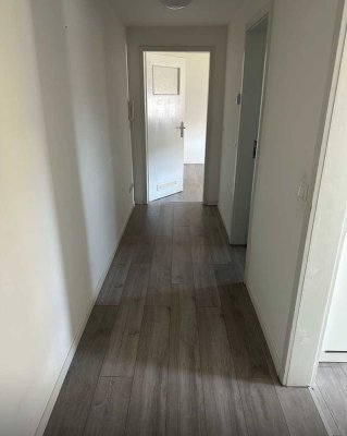 Erstbezug nach Sanierung mit Einbauküche: Exklusive 2-Raum-Wohnung mit geh. Innenausstattung