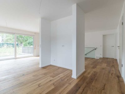 NEU *Paul & Partner* IHRE NEUBAU GARTENWOHNUNG ÜBER ZWEI ETAGEN IN UNSCHLAGBARER LAGE !