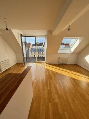 Altbaucharme trifft Weitblick - Dachmaisonette mit Terrasse in 1100 Wien