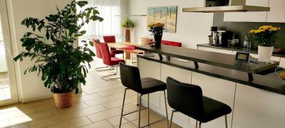 RESERVIERT! Teilmöblierte hochwertig ausgestattete neuwertige 134 m² große Wohnung