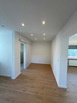 Ruhige, kernsanierte 1,5-Zimmer Wohnung mit Balkon in Mosbach-Neckarelz