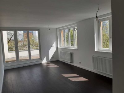 Medienhafen! Exklusive 2-Zimmer-Wohnung mit Balkon