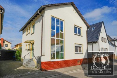 TOP!!!Schönes Einfamilienhaus 4 ZKB+Carport+Garten in Mutterstadt