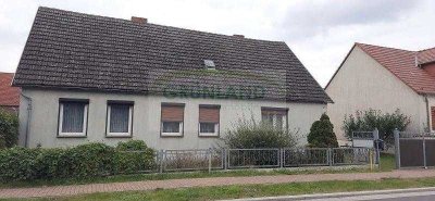 *Landhaus mit Stallung und weiterem Baugrundstück zu verkaufen!*