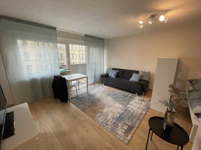 Freundliche 1-Zimmer-Provisionsfreie 1-Zimmer-Wohnung mit Balkon in Toplage von Privat