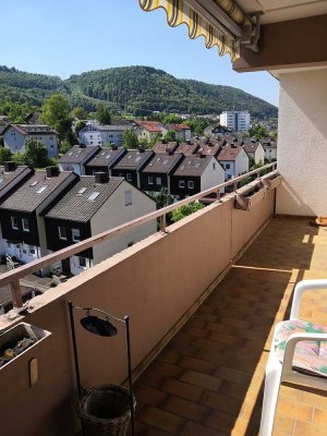 Helle 4,5-Zimmer Wohnung mit drei Balkonen in Geislingen