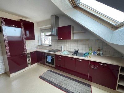 Freundliche 4-Zimmer-Wohnung mit Balkon und Einbauküche in Neunkirchen