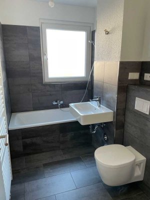 Wir modernisieren für Sie! 3-Zi.-Whg. mit Balkon in angrenzender Nähe zu E-Haarzopf!