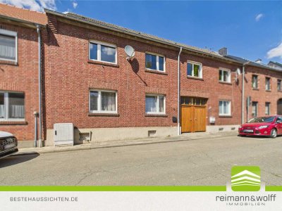 REIMANN&WOLFF Gangelt-Schierwaldenrath: "Charakterstarkes Familienhaus mit Garten."