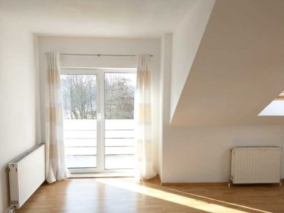 Ansprechende und gepflegte 2,5-Zimmer-Wohnung mit gehobener Innenausstattung mit EBK in Baunatal