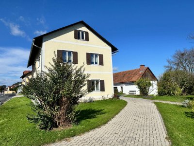 Mietshaus (270m²) mit Wirtschaftsgebäude und weitläufigem Garten in Kirchbach - Zerlach